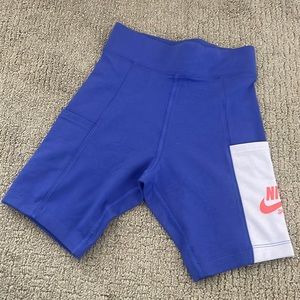 XS NIKE biker shorts